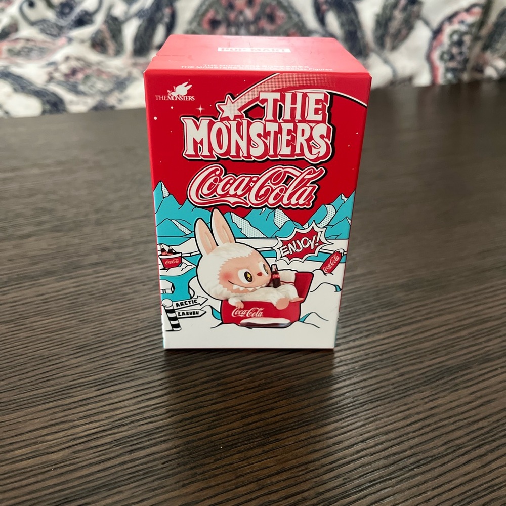THE MONSTERS - Coca-Cola Mystery Box